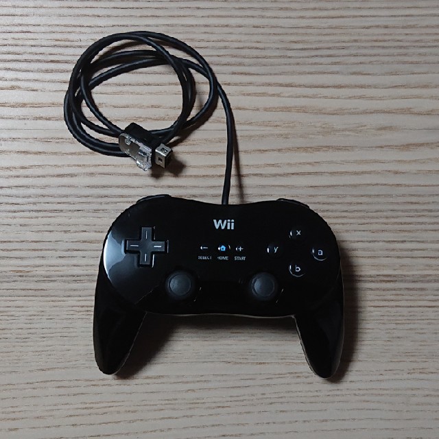 Wii(ウィー)のユルコ様専用 Nintendo wii コントローラー エンタメ/ホビーのゲームソフト/ゲーム機本体(その他)の商品写真