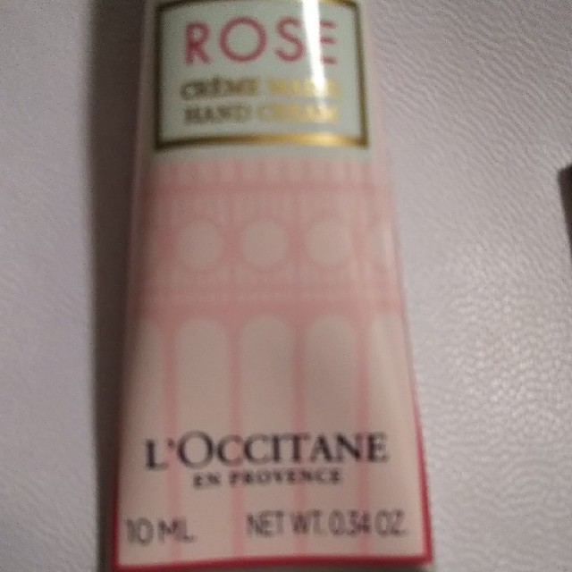 L'OCCITANE(ロクシタン)のロクシタンハンドクリーム・10ml コスメ/美容のボディケア(ハンドクリーム)の商品写真