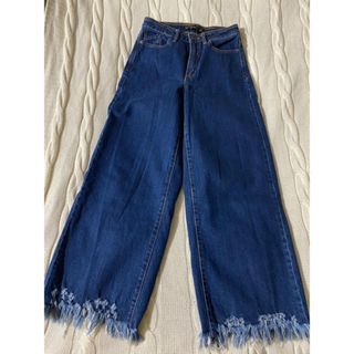 ザラ(ZARA)のZARA フリンジ加工デニム　ワイドパンツ 32 ブルー(デニム/ジーンズ)