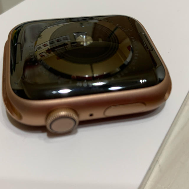 Apple Watch(アップルウォッチ)のApple Watch 4        44㎜　　GPSモデル レディースのファッション小物(腕時計)の商品写真