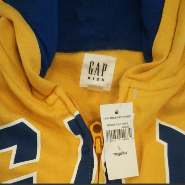 GAP(ギャップ)のGAPkids Lサイズのパーカー キッズ/ベビー/マタニティのキッズ服男の子用(90cm~)(ジャケット/上着)の商品写真