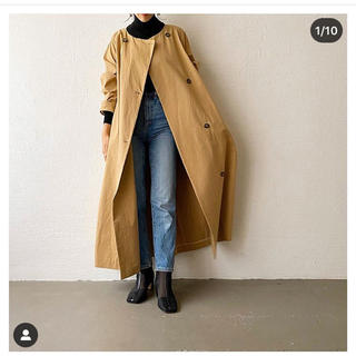 howdy. no collar trench coat(ロングコート)