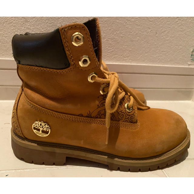 Timberland(ティンバーランド)の値下げ！　Timberland ティンバーランド　イエローブーツ レディースの靴/シューズ(ブーツ)の商品写真