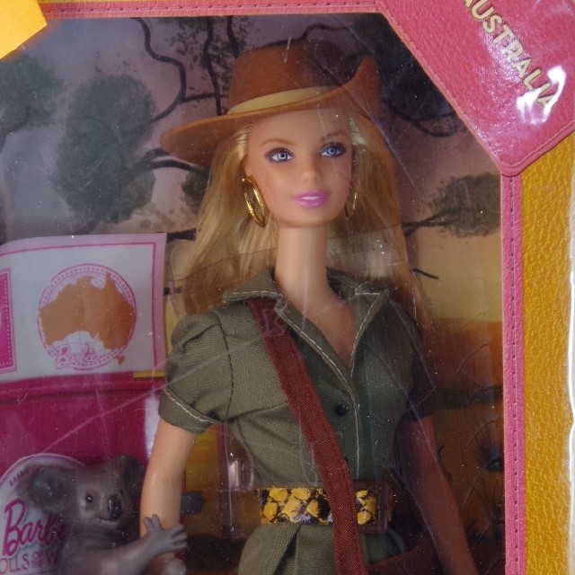 Barbie(バービー)のドールオブザワールドバービー オーストラリア新品未開封 キッズ/ベビー/マタニティのおもちゃ(ぬいぐるみ/人形)の商品写真