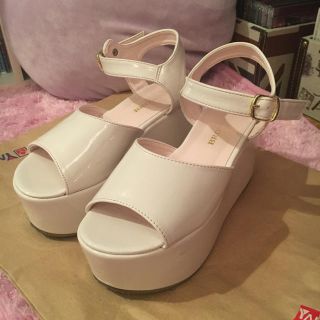 ウィゴー(WEGO)のWEGO 厚底サンダル♡(サンダル)