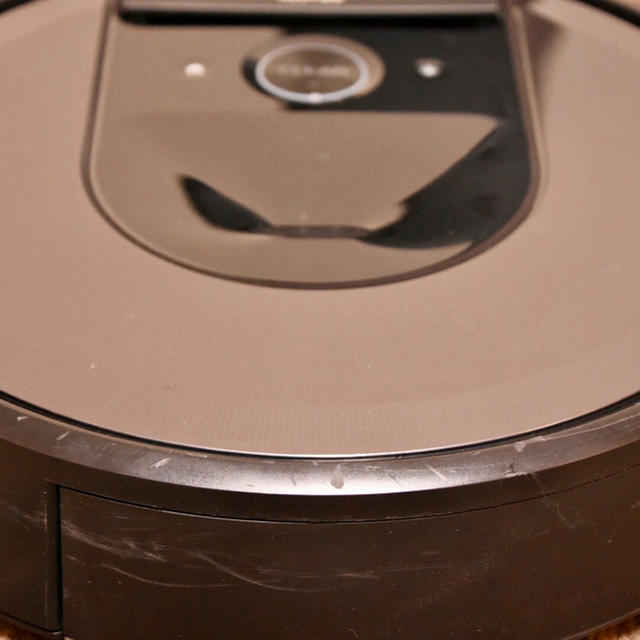 iRobot(アイロボット)のiRobot アイロボット Roomba ルンバ  i7+ スマホ/家電/カメラの生活家電(掃除機)の商品写真