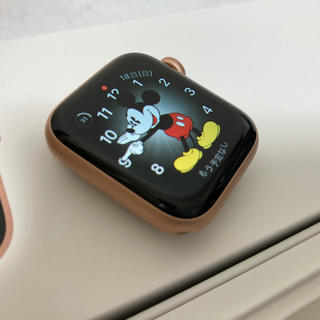 アップル(Apple)の美品 Apple Watch 5 40mm ゴールド(腕時計(デジタル))