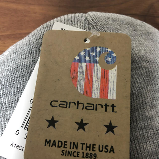 carhartt(カーハート)の【週末限定値下げ】carharttカーハート ニット帽 レディースの帽子(ニット帽/ビーニー)の商品写真