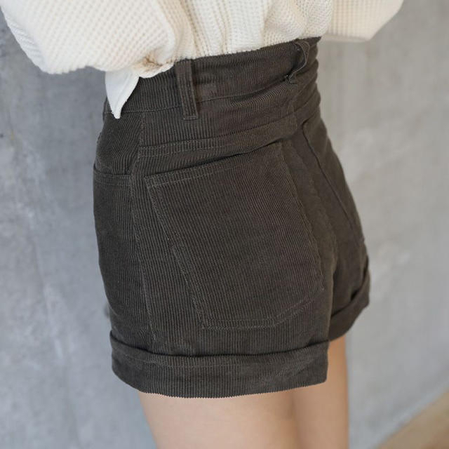 juemi High-Waisted Corduroy Shorts Olive