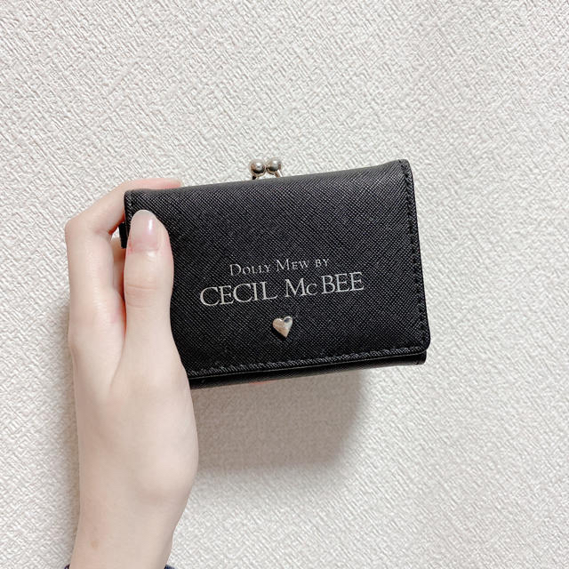 CECIL McBEE(セシルマクビー)のCECIL Mc BEE 小財布 レディースのファッション小物(財布)の商品写真