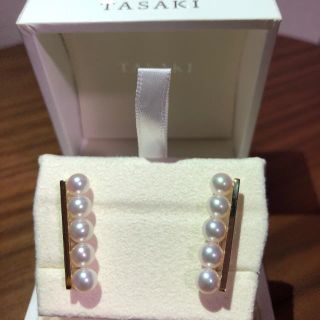 タサキ(TASAKI)のTASAKIバランス イヤリング(YG) +ノベルティ スマホリング(イヤリング)