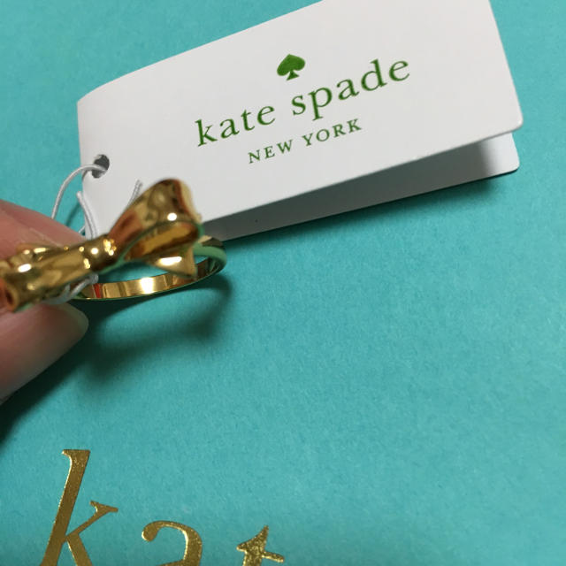 kate spade new york(ケイトスペードニューヨーク)のリボン指輪 レディースのアクセサリー(リング(指輪))の商品写真