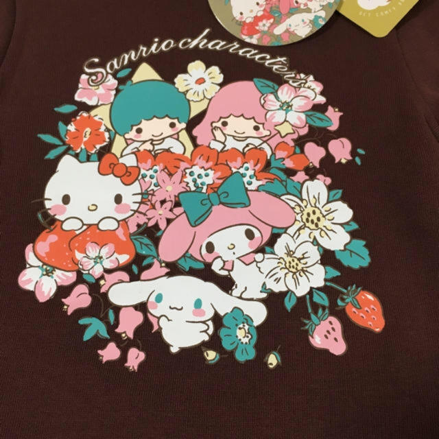 サンリオ(サンリオ)のサンリオ　トレーナー　未使用 キッズ/ベビー/マタニティのキッズ服女の子用(90cm~)(Tシャツ/カットソー)の商品写真