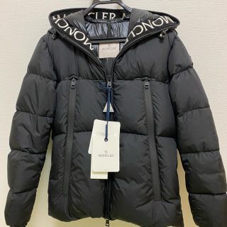 新品タグ付き MONCLER モンクレール MONTCLA サイズ0
