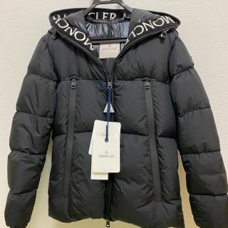 モンクレール(MONCLER)の新品タグ付き　MONCLER モンクレール　MONTCLA サイズ0(ダウンジャケット)