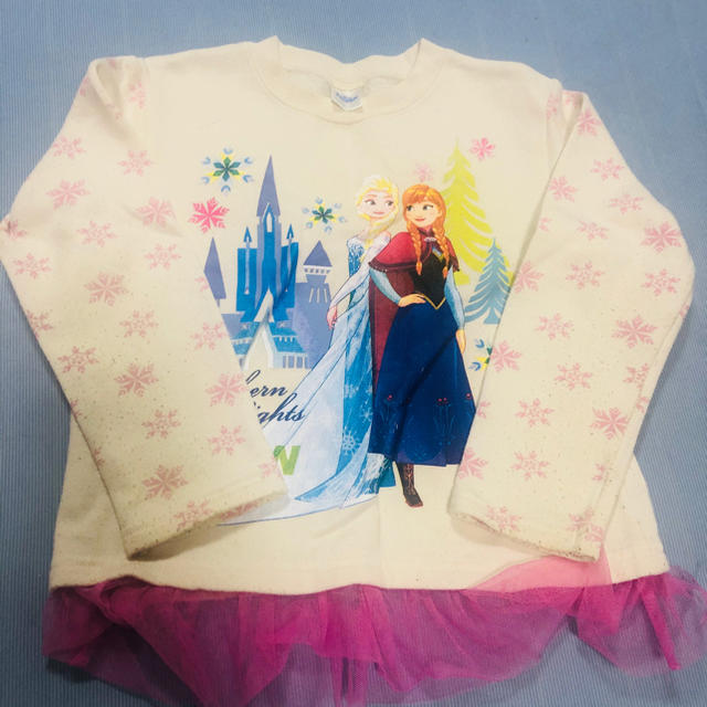 Disney(ディズニー)のアナ雪トレーナー　　120センチ キッズ/ベビー/マタニティのキッズ服女の子用(90cm~)(Tシャツ/カットソー)の商品写真