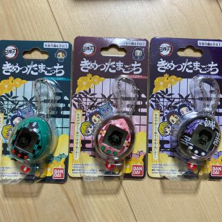 バンダイ(BANDAI)の鬼滅の刃 きめつたまごっち きさつたいっち たんじろうっち ねずこっち 3種(キャラクターグッズ)