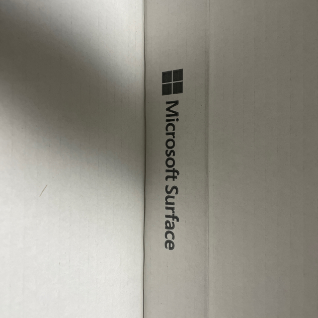 Microsoft(マイクロソフト)の新品交換品surface laptop2 Office再インストール可能 スマホ/家電/カメラのPC/タブレット(ノートPC)の商品写真