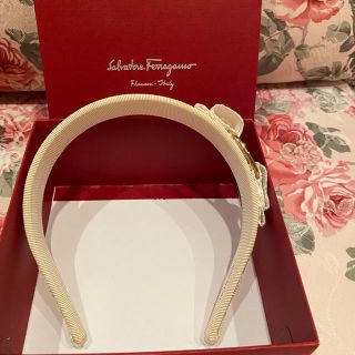 サルヴァトーレフェラガモ(Salvatore Ferragamo)のmoa様ご専用♡フェラガモ　カチューシャ(カチューシャ)