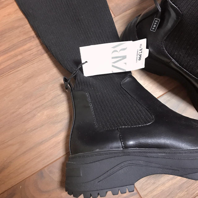 ZARA(ザラ)のHk134Y8様専用！ZARA☀︎ニーハイソックスboots♥︎未使用 レディースの靴/シューズ(ブーツ)の商品写真