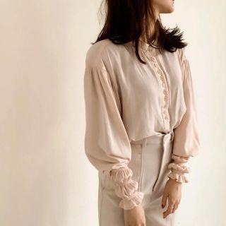 トゥデイフル(TODAYFUL)のlouren shirring cuffs blouse ピンク(シャツ/ブラウス(長袖/七分))