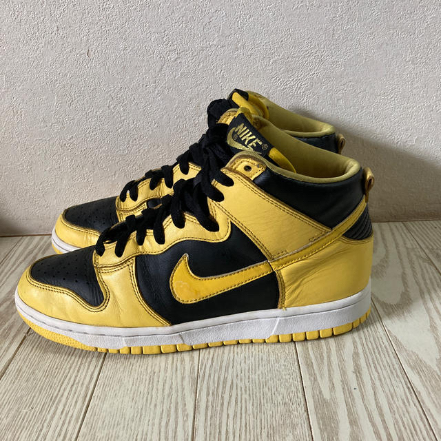 NIKE(ナイキ)のdunk hi iowa 26.5cm メンズの靴/シューズ(スニーカー)の商品写真