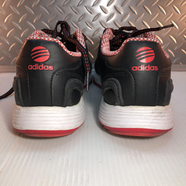 adidas(アディダス)のアディダス　スニーカー　26.5cm  ブラック メンズの靴/シューズ(スニーカー)の商品写真