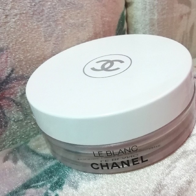 CHANEL(シャネル)のシャネルルブランルースパウダー コスメ/美容のベースメイク/化粧品(フェイスパウダー)の商品写真