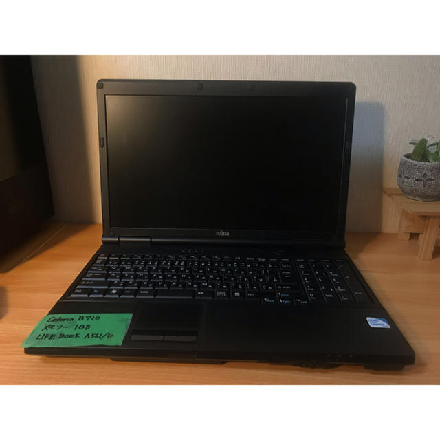 ジャンクノートPC 2台　富士通 スマホ/家電/カメラのPC/タブレット(PCパーツ)の商品写真