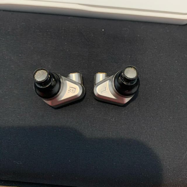 最終価格】Campfire Audio Vega | zoukei-rythmique.jp
