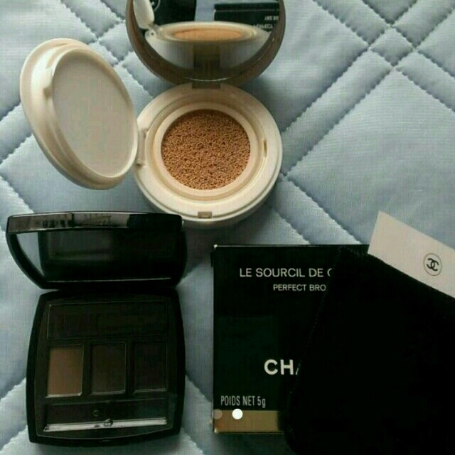 CHANEL(シャネル)の大幅お値下げシャネル8点&BBクッション コスメ/美容のベースメイク/化粧品(アイシャドウ)の商品写真