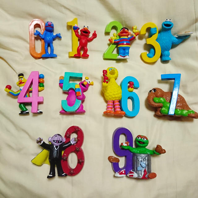 SESAME STREET(セサミストリート)のヴィンテージ セサミストリート フィギュア 10種セット 数字PVC レア エンタメ/ホビーのおもちゃ/ぬいぐるみ(キャラクターグッズ)の商品写真