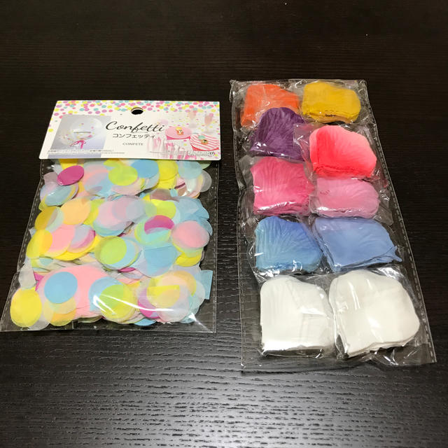 【未使用】前撮り 結婚式 フラワーシャワー1000枚 おまけコンフェッティ ハンドメイドのパーティー(その他)の商品写真