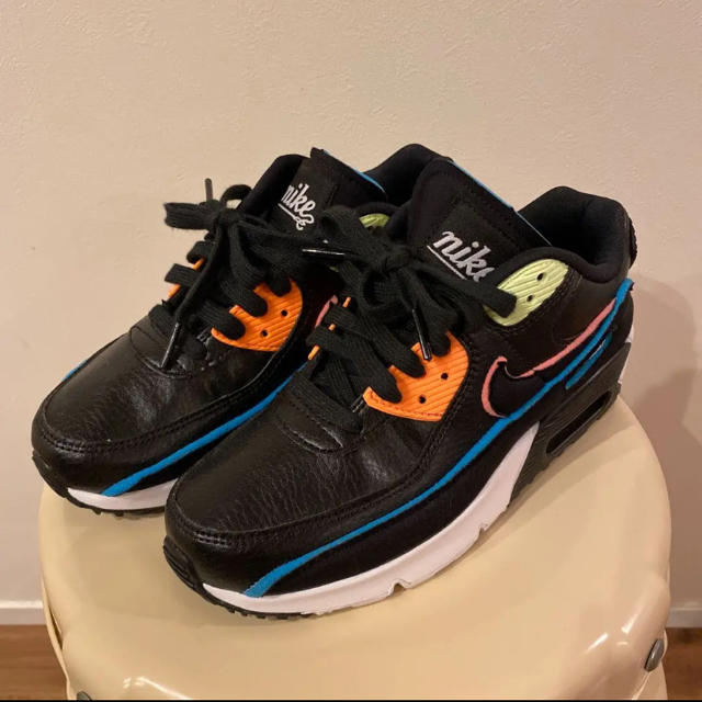 NIKE(ナイキ)のsana.sana様専用 キッズ/ベビー/マタニティのキッズ靴/シューズ(15cm~)(スニーカー)の商品写真