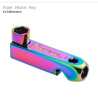 シュプリーム(Supreme)のSupreme Pipe Skate Key Iridescent(工具/メンテナンス)