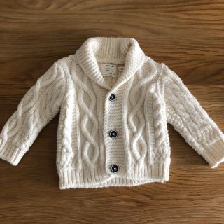 ザラキッズ(ZARA KIDS)のZARA BABY（ザラベビー）ニットカーディガン　12〜18ヶ月　86cm(カーディガン/ボレロ)