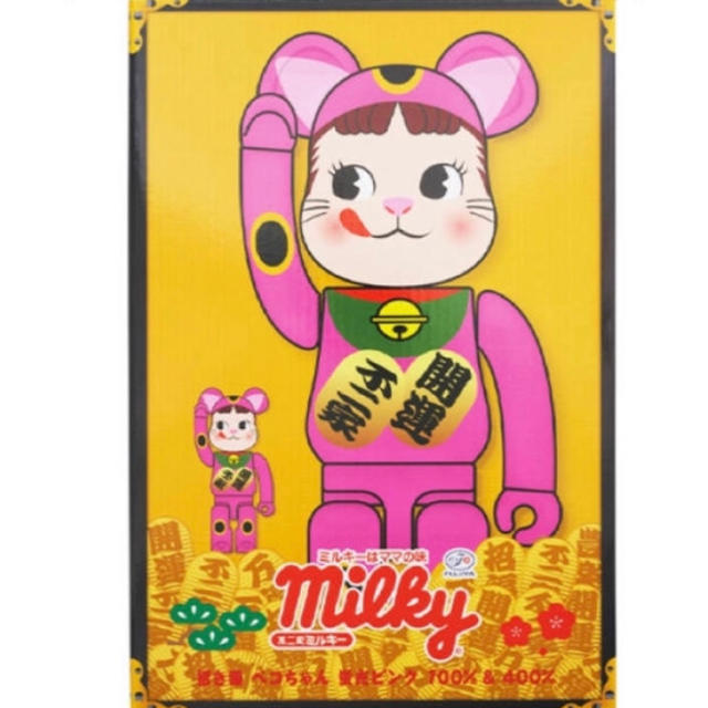 BE@RBRICK 招き猫 ペコちゃん 蛍光ピンク 100％ ＆ 400％ エンタメ/ホビーのおもちゃ/ぬいぐるみ(キャラクターグッズ)の商品写真