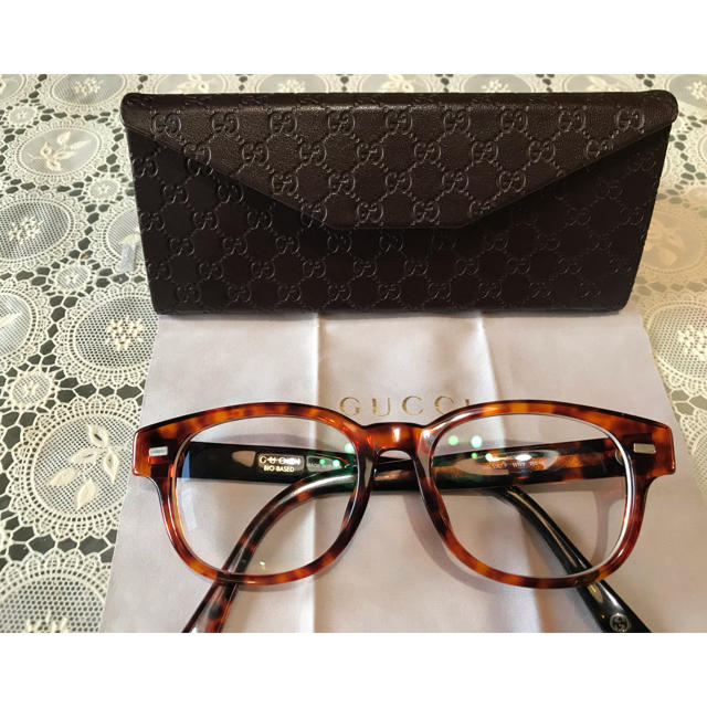 Gucci(グッチ)の週末3日間お値下げ❗️グッチ眼鏡ケース付き レディースのファッション小物(サングラス/メガネ)の商品写真