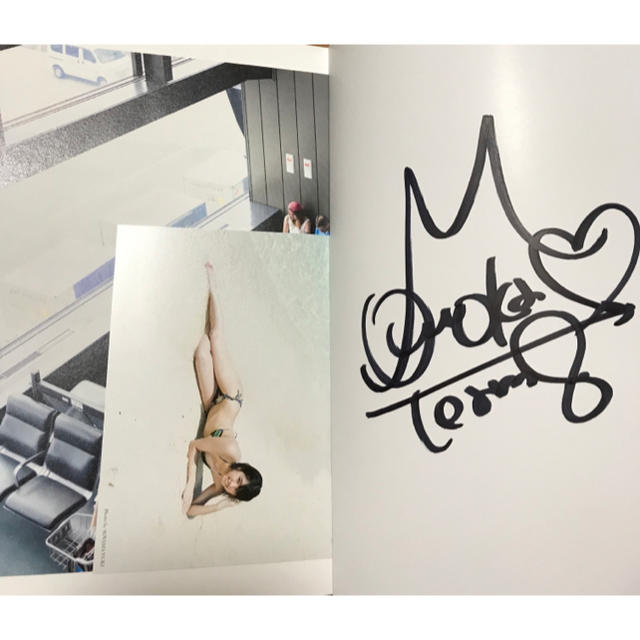 AKB48(エーケービーフォーティーエイト)の大西桃香直筆サイン入り写真集　夢の叶えかた。　福家書店限定ポストカード付き エンタメ/ホビーのタレントグッズ(女性タレント)の商品写真