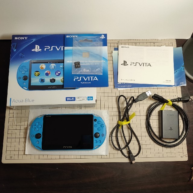 psvita 本体 アクアブルー メモリーカード8GB付き-