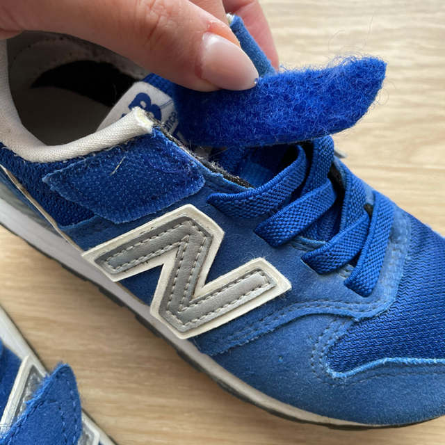 New Balance(ニューバランス)の17cm ニューバランススニーカー キッズ/ベビー/マタニティのキッズ靴/シューズ(15cm~)(スニーカー)の商品写真