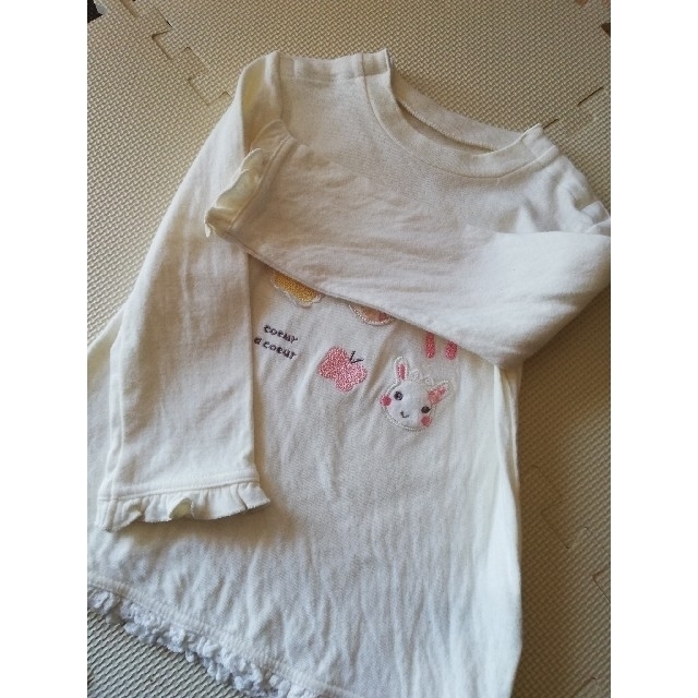 coeur a coeur(クーラクール)のクーラクール　冬物ハイネックTシャツ　100　白　USED キッズ/ベビー/マタニティのキッズ服女の子用(90cm~)(Tシャツ/カットソー)の商品写真