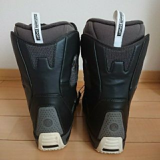 新品未使用 SALOMON TITAN BK 26.0㎝ スノーボードブーツ