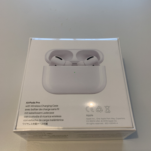 Apple(アップル)のAirPods Pro MWP22J/A 未開封 スマホ/家電/カメラのオーディオ機器(ヘッドフォン/イヤフォン)の商品写真