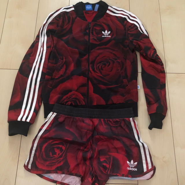 adidas originals ジャージ 花柄 薔薇ブルゾン