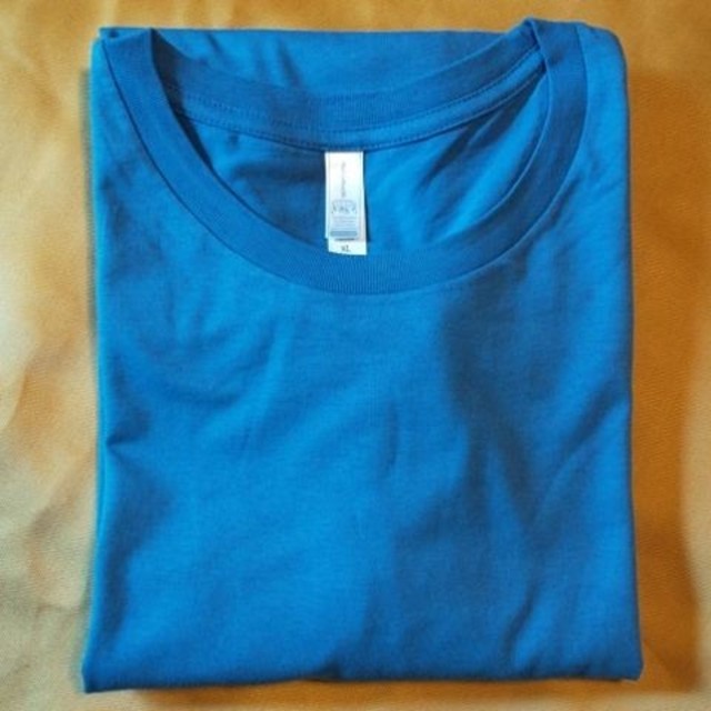 新品！MAXIMUMブルー無地ユーロ長袖Tシャツ(メンズXLサイズ) メンズのトップス(Tシャツ/カットソー(七分/長袖))の商品写真