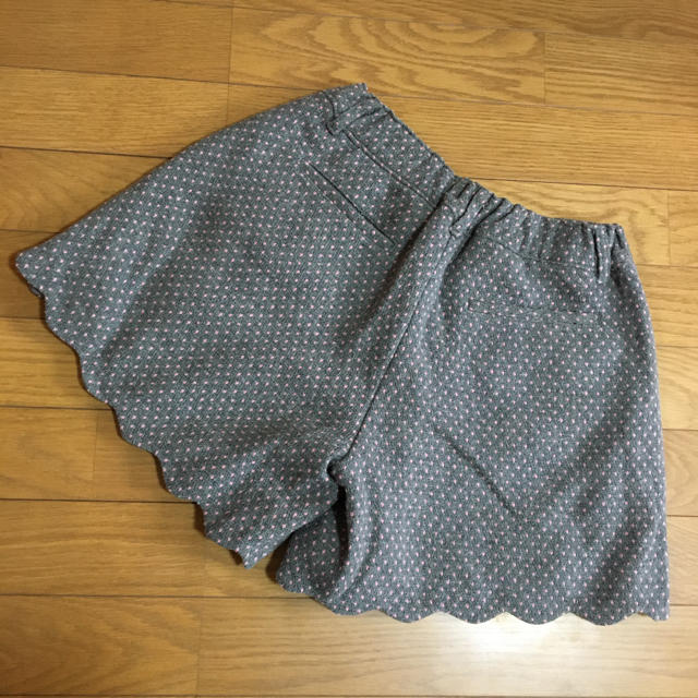 Lindsay(リンジィ)のLindsay ツイード　ショートパンツ M キッズ/ベビー/マタニティのキッズ服女の子用(90cm~)(パンツ/スパッツ)の商品写真