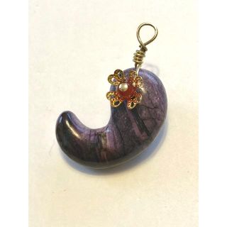 kinomikinomama様専用🌟　スギライト　勾玉　ペンダントトップ(チャーム)
