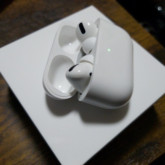 AirPods Pro　　おまけ付き