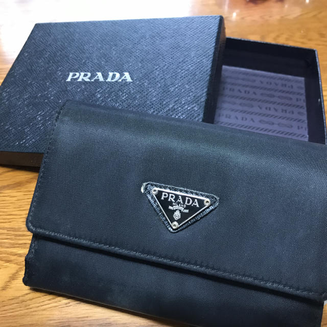 ファッション小物PRADA 折り財布